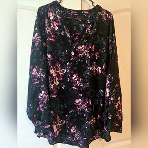 Torrid Longsleeve Plus Size Floral Top Black